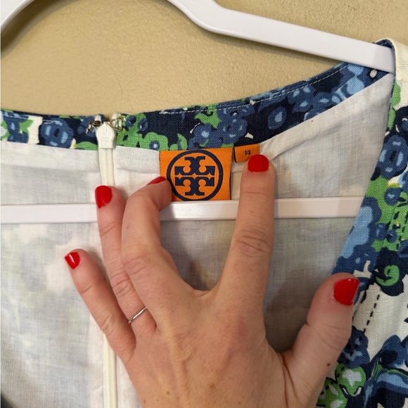 Tory Burch Amalia Linen Floral Fit & Flare Dress - Picture 3 of 8